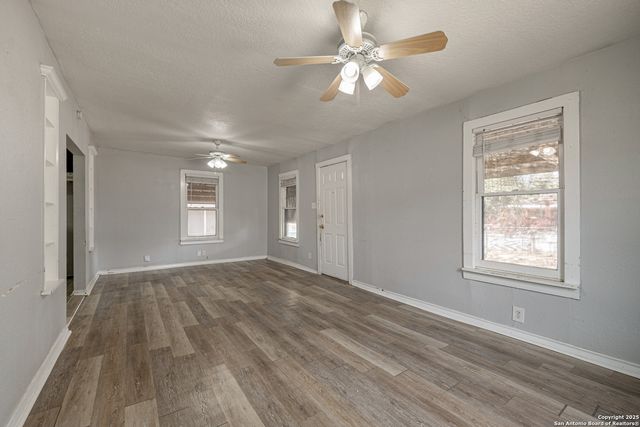 643 E Ashley, San Antonio, TX 78221