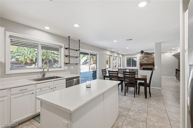 172 Welland Court, Las Vegas, NV 89144