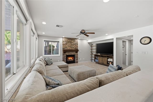 172 Welland Court, Las Vegas, NV 89144