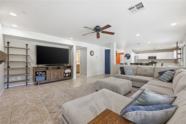 172 Welland Court, Las Vegas, NV 89144