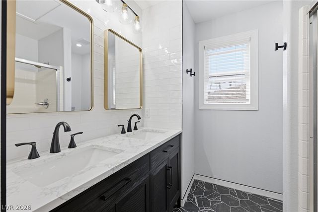 172 Welland Court, Las Vegas, NV 89144