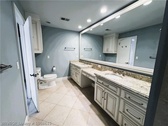 2100 S 70th Street, Fort Smith, AR 72903