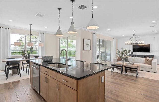 326 CRYSTAL WOOD DRIVE, Winter Garden, FL 34787