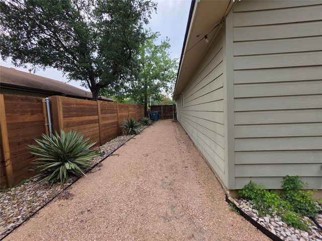 500 Russet Valley DR, Cedar Park, TX 78613