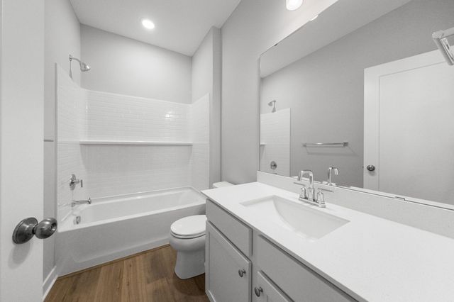 2109 Westpointe Drive, Hastings, MN 55033