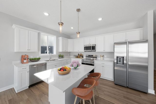 2109 Westpointe Drive, Hastings, MN 55033