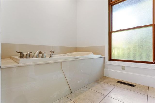 95 Fern Court, Stockbridge, GA 30281