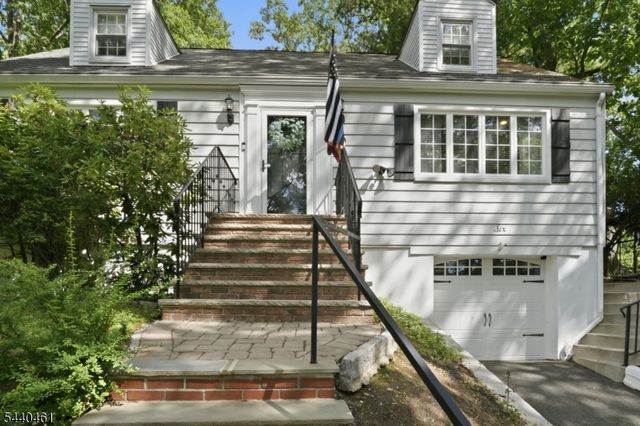 6 Cherry Lane, Caldwell Boro Twp., NJ 07006