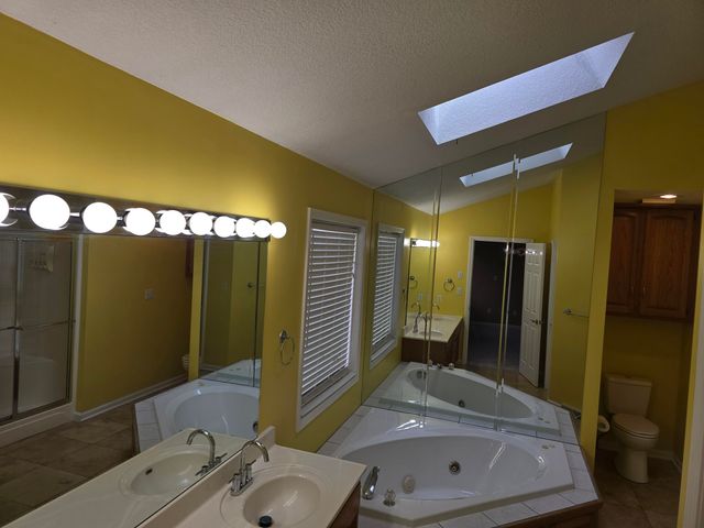 5109 BUCKEYE DR, Columbia, MO 65203