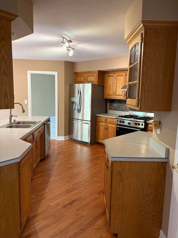 5109 BUCKEYE DR, Columbia, MO 65203