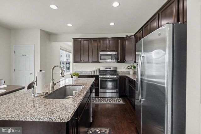 15801 AERIAL VIEW RD, Woodbridge, VA 22193