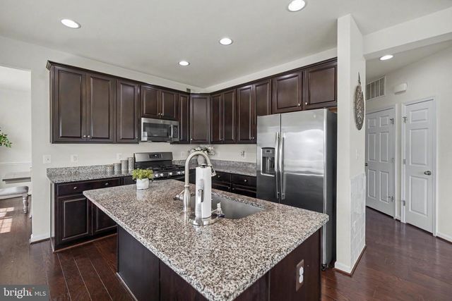 15801 AERIAL VIEW RD, Woodbridge, VA 22193