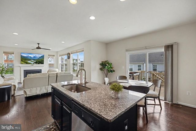 15801 AERIAL VIEW RD, Woodbridge, VA 22193