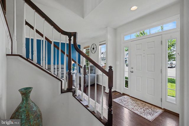 15801 AERIAL VIEW RD, Woodbridge, VA 22193