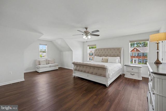 15801 AERIAL VIEW RD, Woodbridge, VA 22193