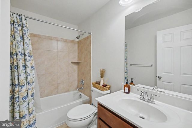 15801 AERIAL VIEW RD, Woodbridge, VA 22193