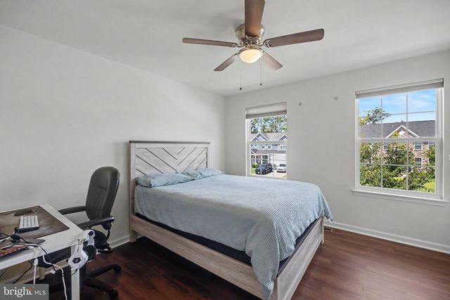 15801 AERIAL VIEW RD, Woodbridge, VA 22193