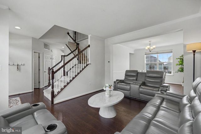15801 AERIAL VIEW RD, Woodbridge, VA 22193