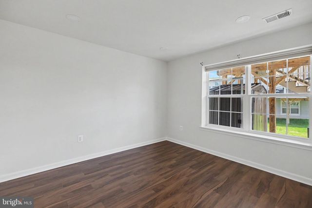 15801 AERIAL VIEW RD, Woodbridge, VA 22193