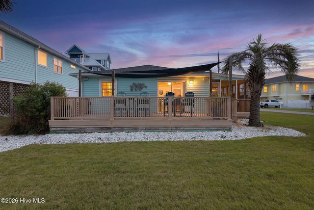 101 Delaware Avenue, Carolina Beach, NC 28428
