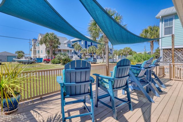 101 Delaware Avenue, Carolina Beach, NC 28428