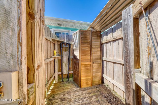101 Delaware Avenue, Carolina Beach, NC 28428