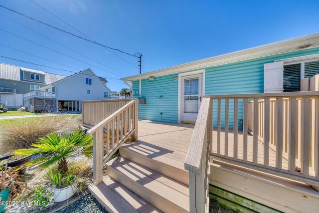 101 Delaware Avenue, Carolina Beach, NC 28428