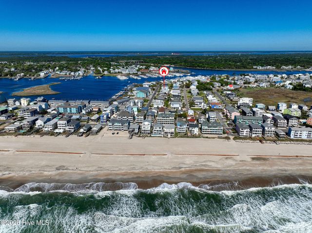 101 Delaware Avenue, Carolina Beach, NC 28428