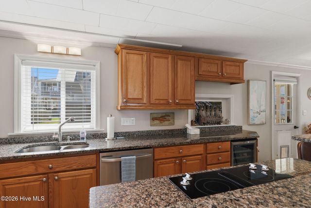 101 Delaware Avenue, Carolina Beach, NC 28428