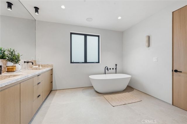4447 Matilija, Sherman Oaks, CA 91423