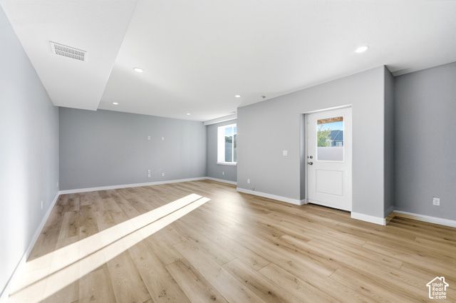 1034 W MOLLY PITCHER CIR, Bluffdale, UT 84065