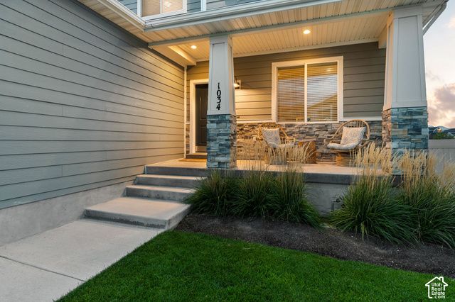 1034 W MOLLY PITCHER CIR, Bluffdale, UT 84065
