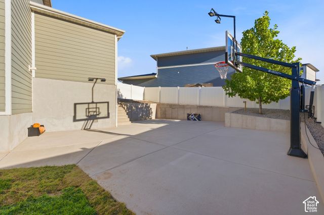 1034 W MOLLY PITCHER CIR, Bluffdale, UT 84065