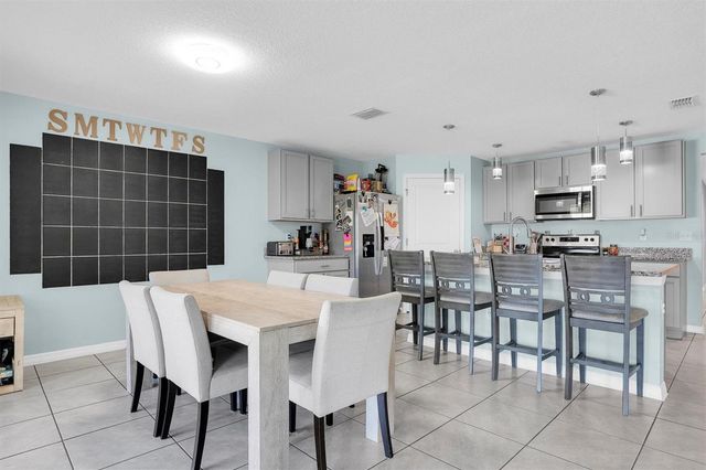 932 OCEAN SPRAY DRIVE, Ruskin, FL 33570