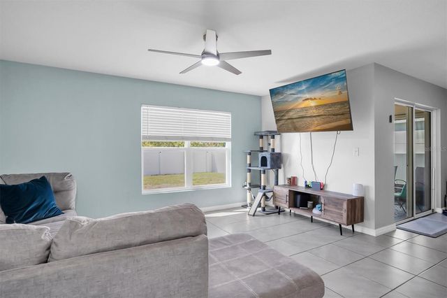 932 OCEAN SPRAY DRIVE, Ruskin, FL 33570