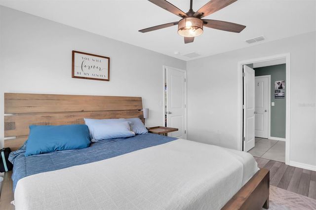 932 OCEAN SPRAY DRIVE, Ruskin, FL 33570