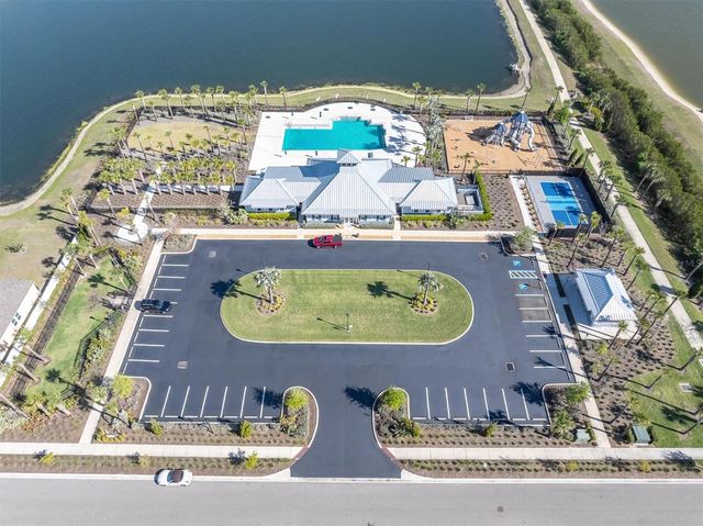 932 OCEAN SPRAY DRIVE, Ruskin, FL 33570