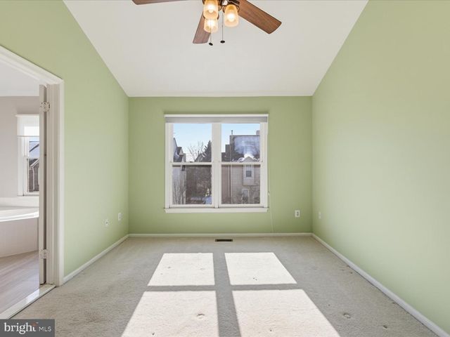 46919 TRUMPET CIR, Sterling, VA 20164