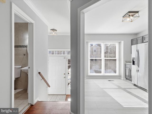 46919 TRUMPET CIR, Sterling, VA 20164