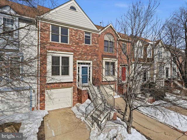 46919 TRUMPET CIR, Sterling, VA 20164