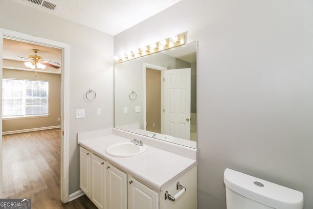 565 Jackson Lake Road, Mcdonough, GA 30252