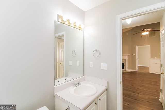 565 Jackson Lake Road, Mcdonough, GA 30252