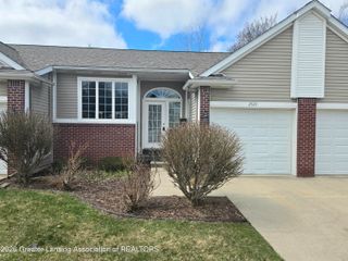 2529 Limerick Circle, Holt, MI 48842