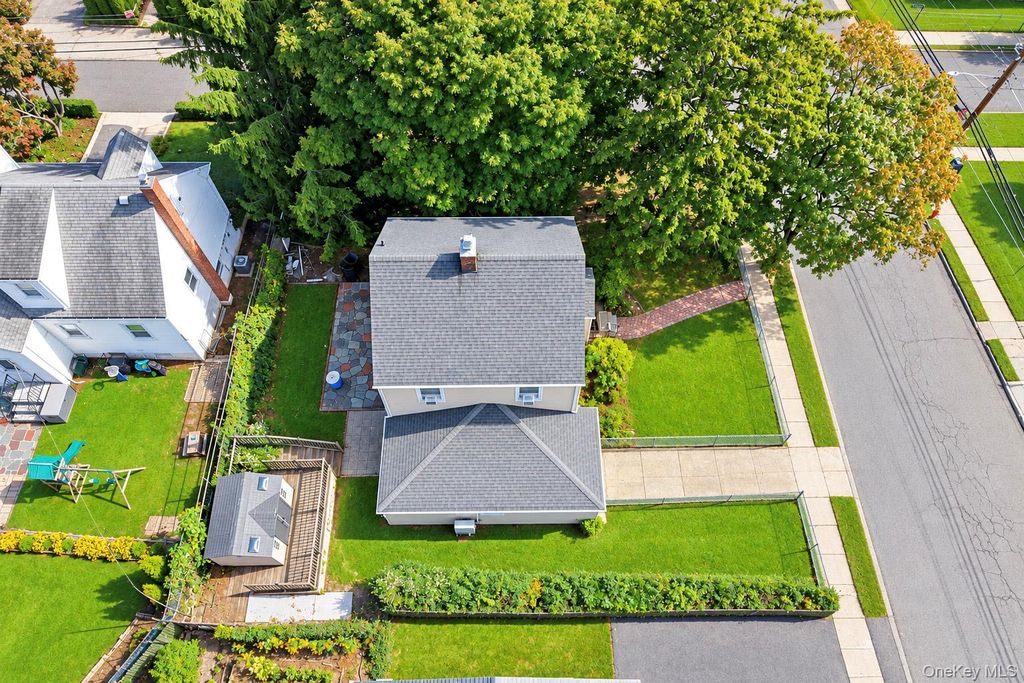 97 Page Avenue, Yonkers, NY 10704 — photo 4