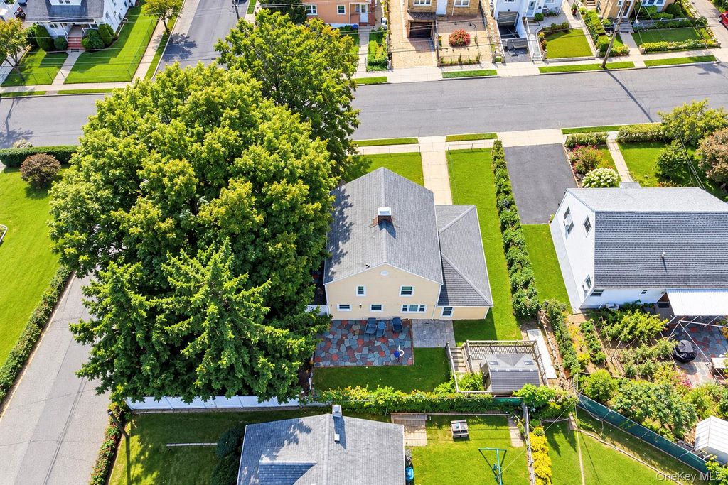 97 Page Avenue, Yonkers, NY 10704 — photo 5