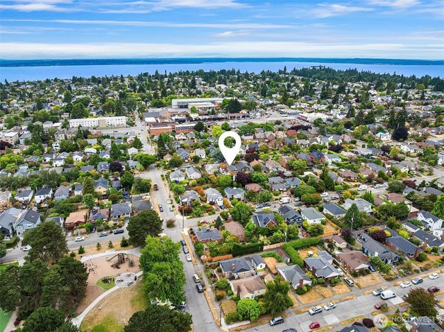 7712 23rd Avenue NW, Seattle, WA 98117