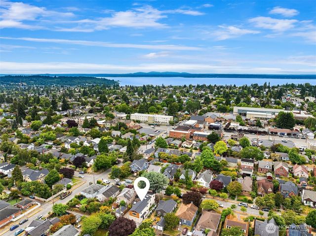 7712 23rd Avenue NW, Seattle, WA 98117
