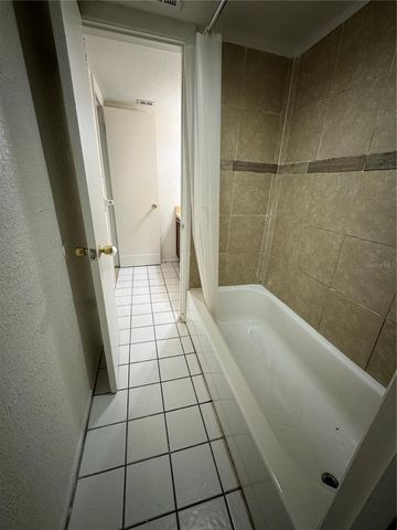 1436 HOLDEN AVENUE B, Orlando, FL 32839