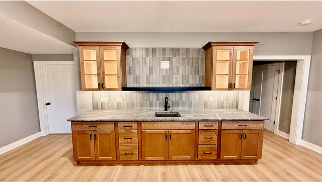 5077 Oak Ridge Court, Bettendorf, IA 52722