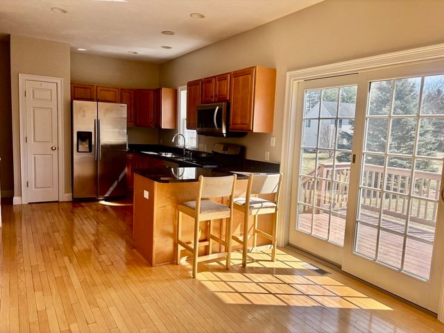 36 Knowlton Cir 1, Upton, MA 01568